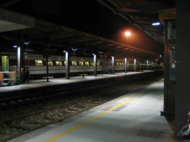 Train Station in Gioia Tauro Calabria - 550 meters from the villetta  - villa rental - Villetta Mimma Vittoria - Gioia Tauro - Calabria - Italy 