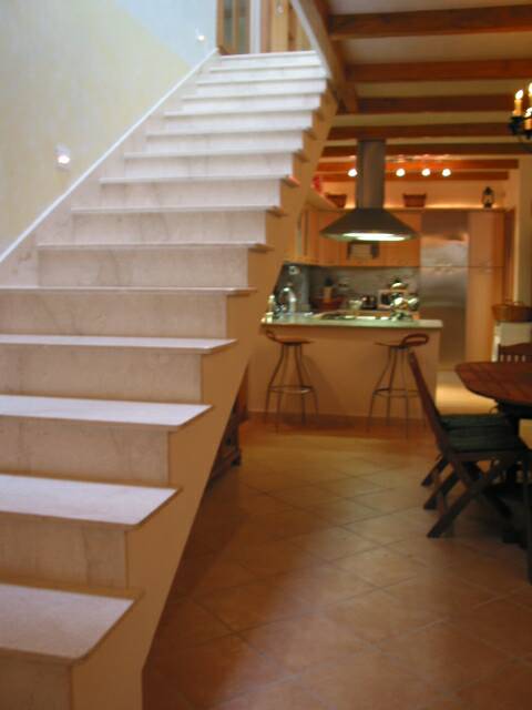 marble stairs - villa rental - Villetta Mimma Vittoria - Gioia Tauro - Calabria - Italy      