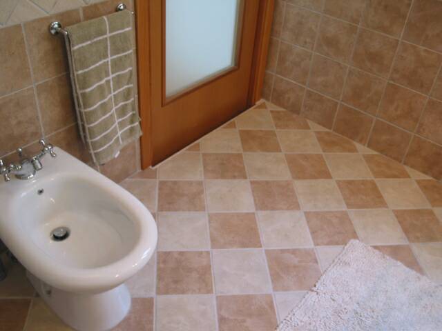 bidet - master bathroom     - villa rental - Villetta Mimma Vittoria - Gioia Tauro - Calabria - Italy      