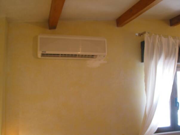 2nd bedroom A/C 'n heating unit